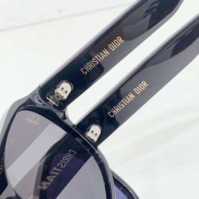 Picture of Dior Sunglasses _SKUfw55616863fw